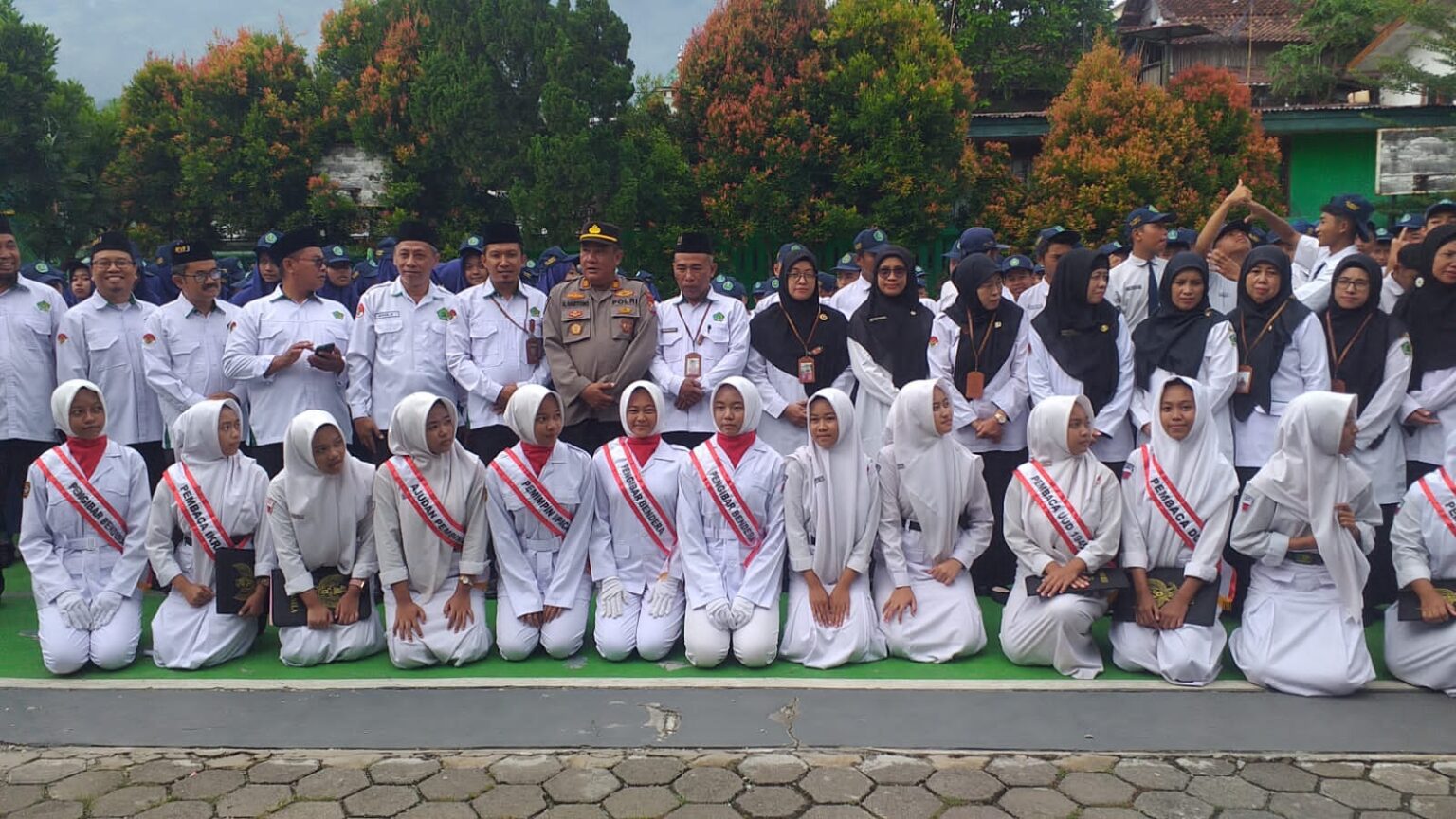 Sat Binmas Polres Pasuruan Gencarkan Program “Go To School” untuk Cegah Kenakalan Remaja dan Narkoba di Sekolah